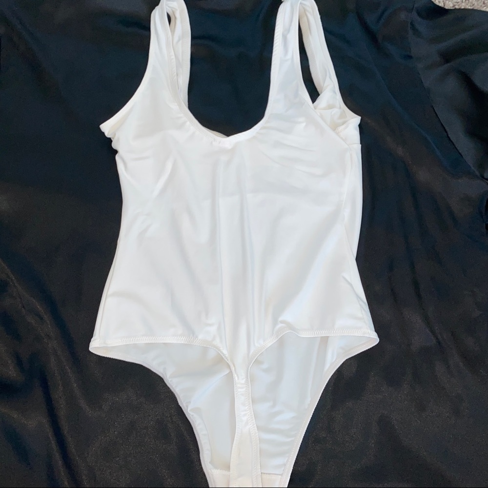 Large NEW DREAM ANGELS Embellished Scoop Bodysuit teddy - Picture 9 of 13